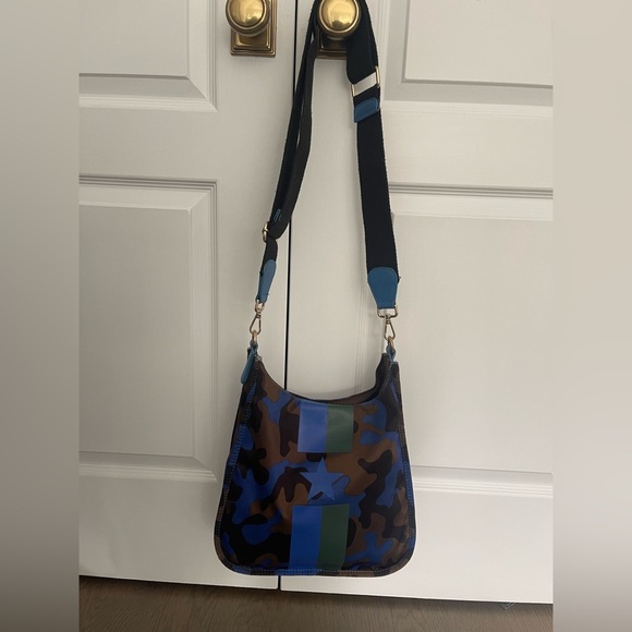 Ahdorned Neoprene Cross Body Bag Camouflage Purse Handbag - Picture 3 of 8